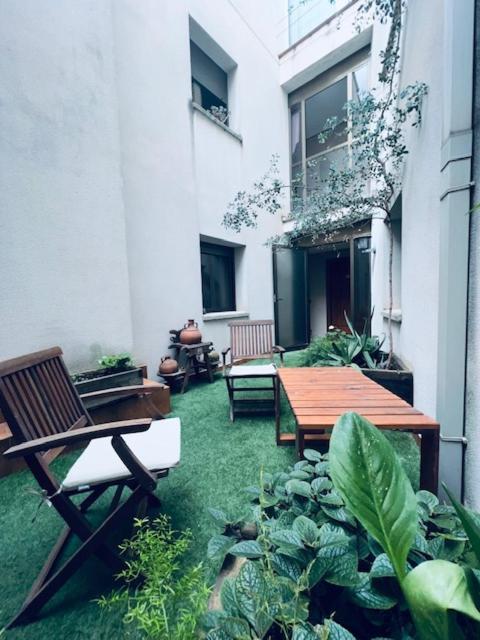 Hostal Crisami Solsona Exterior foto